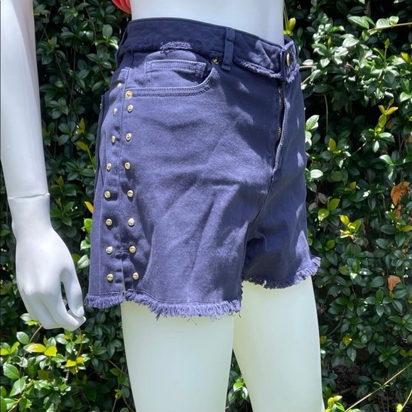 💋Michael Kors Frayed Raw Hem Navy Denim Studded Shorts - Picture 3 of 9